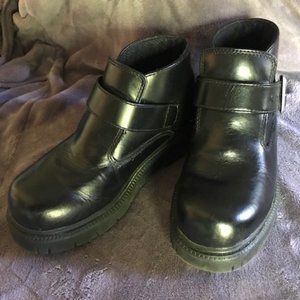 Vintage 90s Y2K Skechers Lug Sole Black Leather Unisex Boots Women's 9/ Men's 7